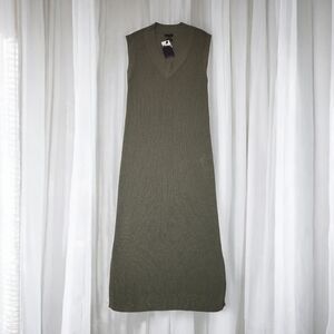 Massimo Dutti Ribbed Knit Maxi Dress